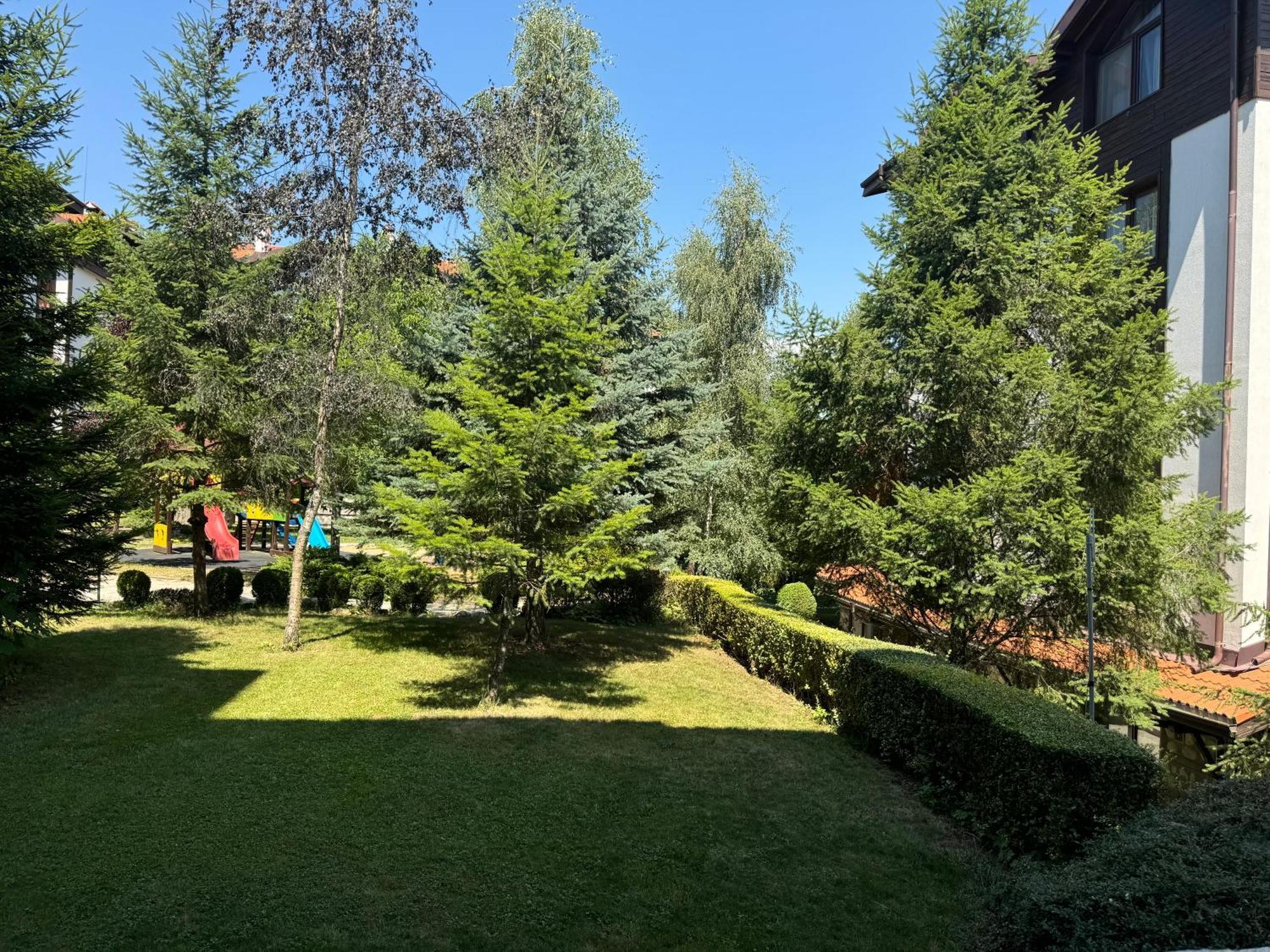 2-Bedroom, 2-Bathroom With Fireplace And Garden At Winslow Infinity Bansko Exterior photo