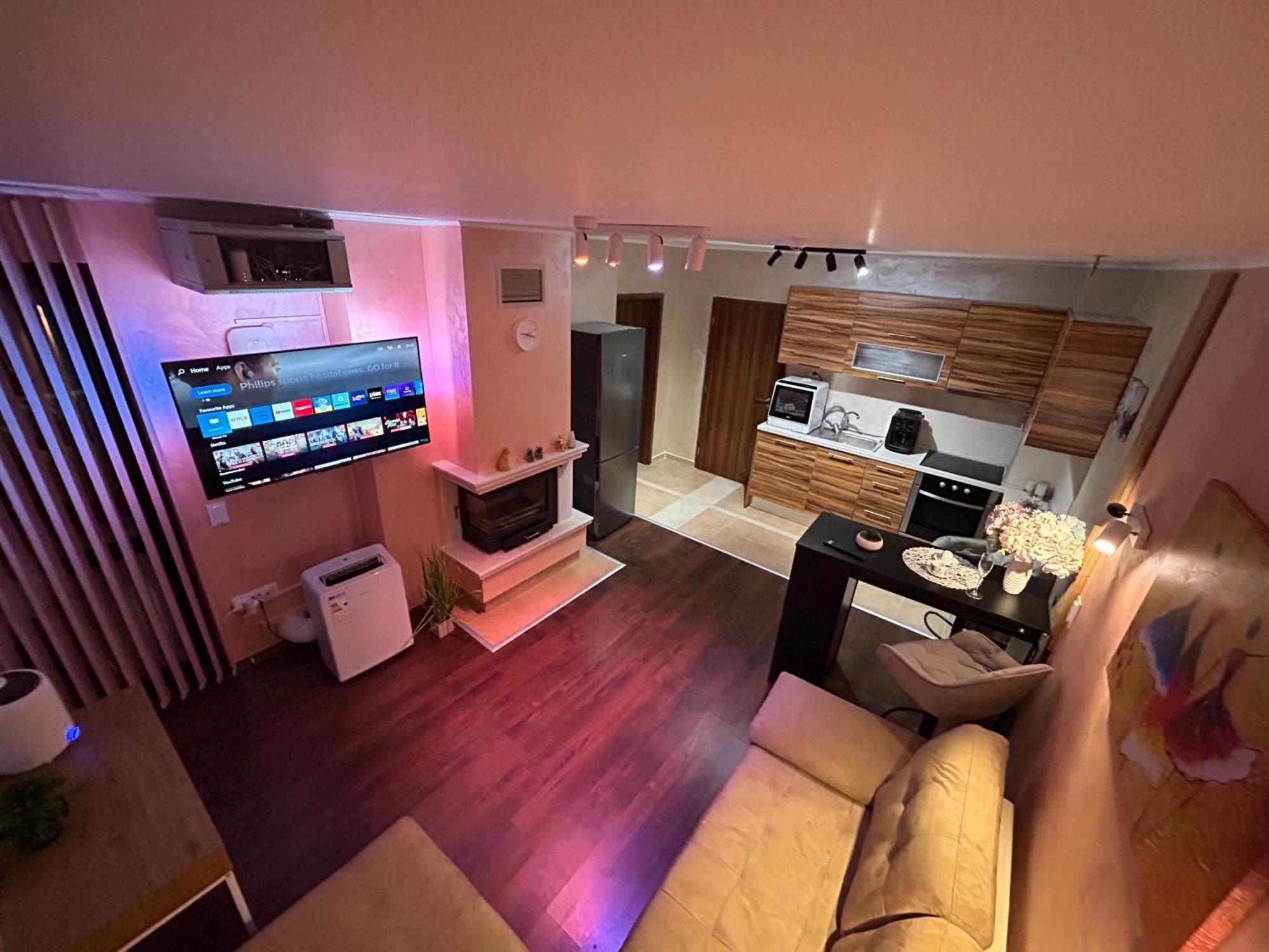 2-Bedroom, 2-Bathroom With Fireplace And Garden At Winslow Infinity Bansko Exterior photo